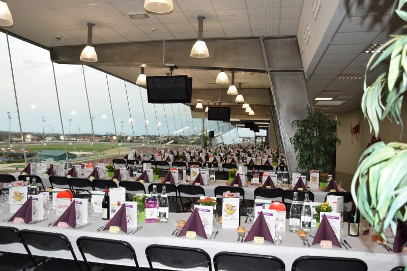 repas d'affaires courses hippodrome La Soie